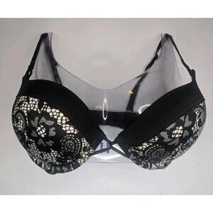 Victoria's Secret Bombshell Plunge Black And White Floral Laced Bra 34B